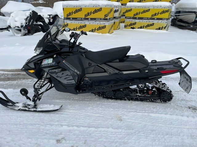 2017 MXZ TNT 850 E TEC