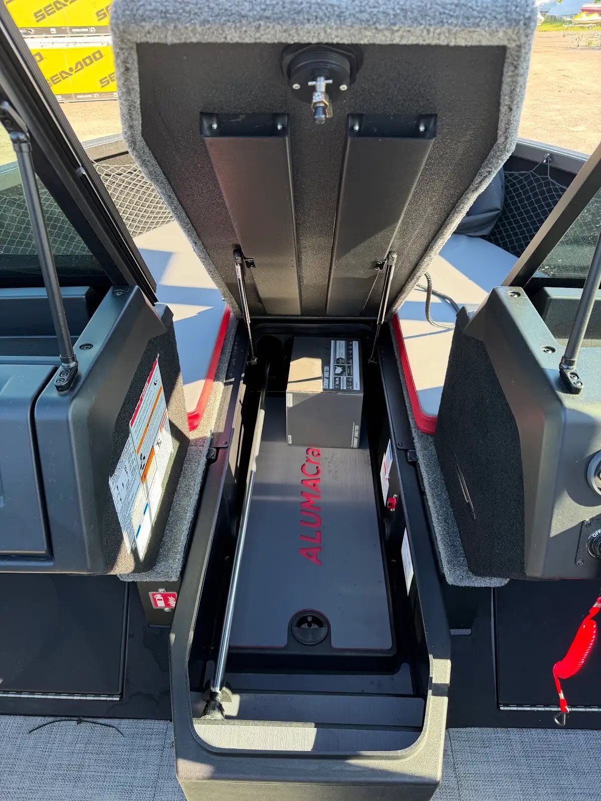 2026 Alumacraft Trophy 185X Sport GARNET RED
