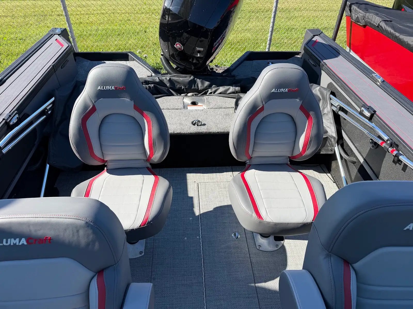 2026 Alumacraft Trophy 185X Sport GARNET RED