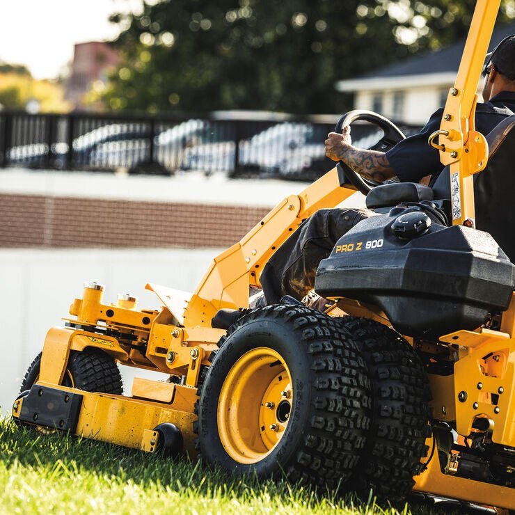 Cub Cadet PRO Z 972 SD EFI