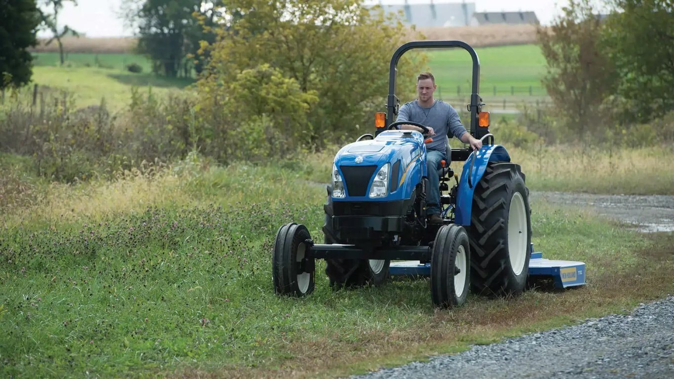 New Holland WORKMASTER™ 60 4WD