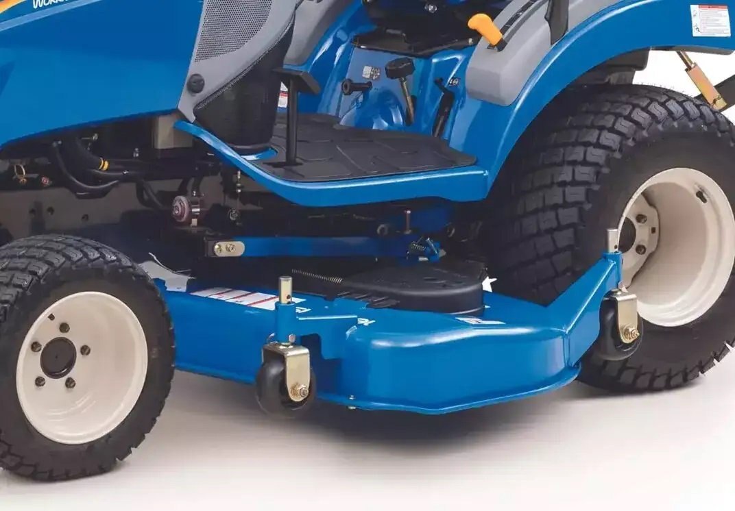 New Holland Mid Mount Finish Mowers 160GMS