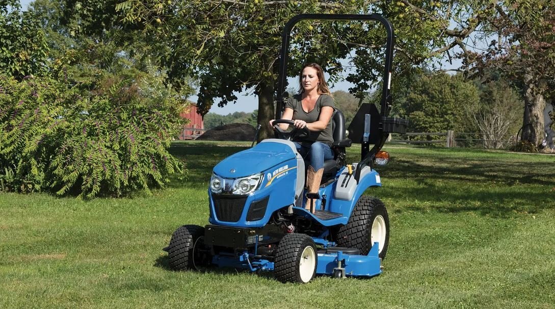 New Holland WORKMASTER™ Compact Series - WORKMASTER™ 25