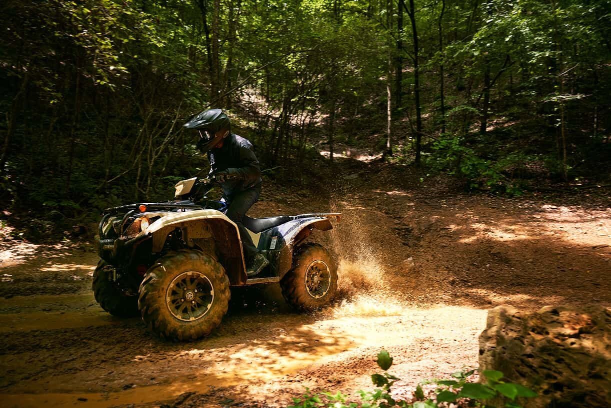 2025 Yamaha Kodiak 700 EPS SE