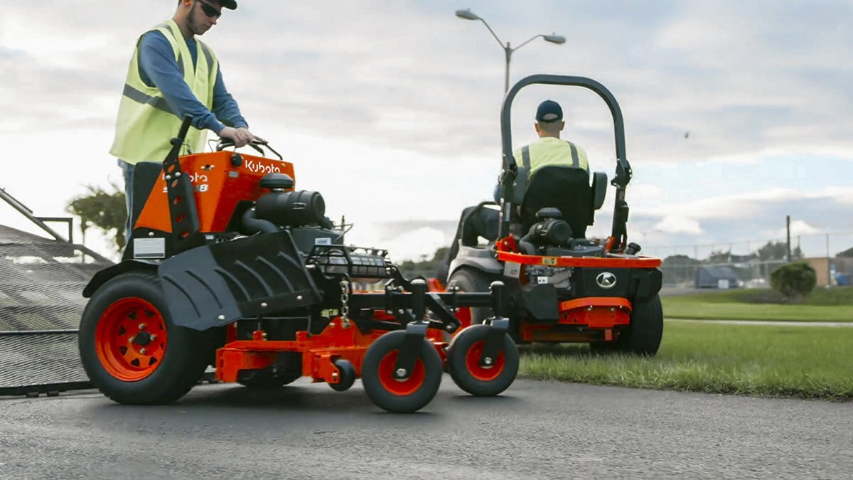 Kubota Z700 Series