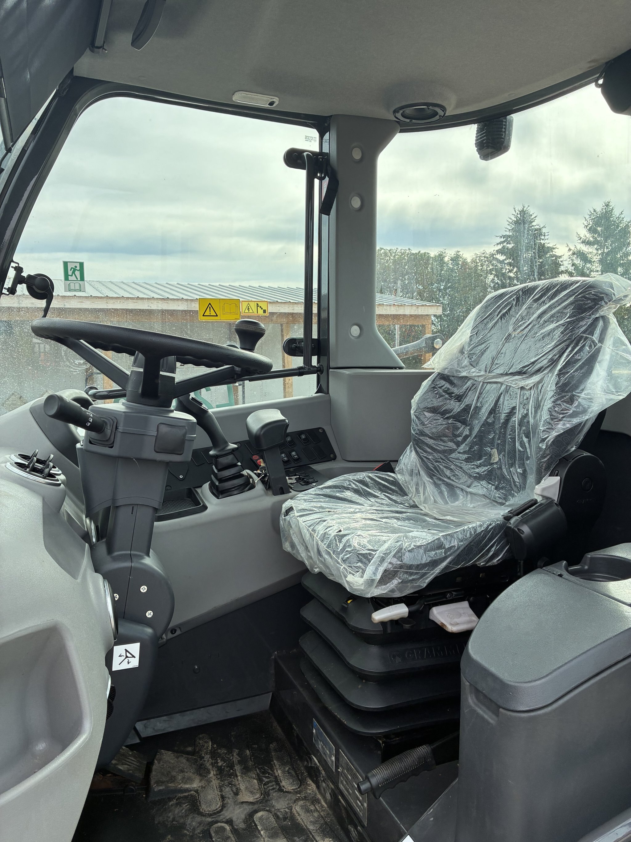 Case 321F Wheel Loader