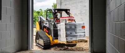 JCB 215T  Compact Track Loaders