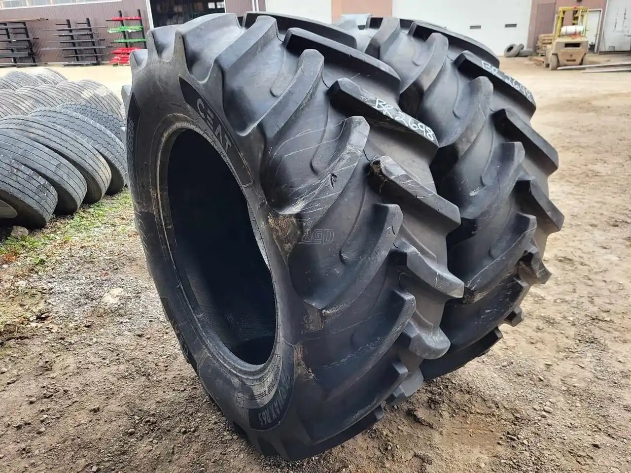 0 ***MANUFACTURER NOT SPECIFIED*** 540/65R34