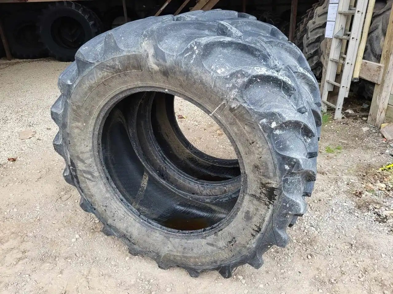 0 ***MANUFACTURER NOT SPECIFIED*** 540/65R34