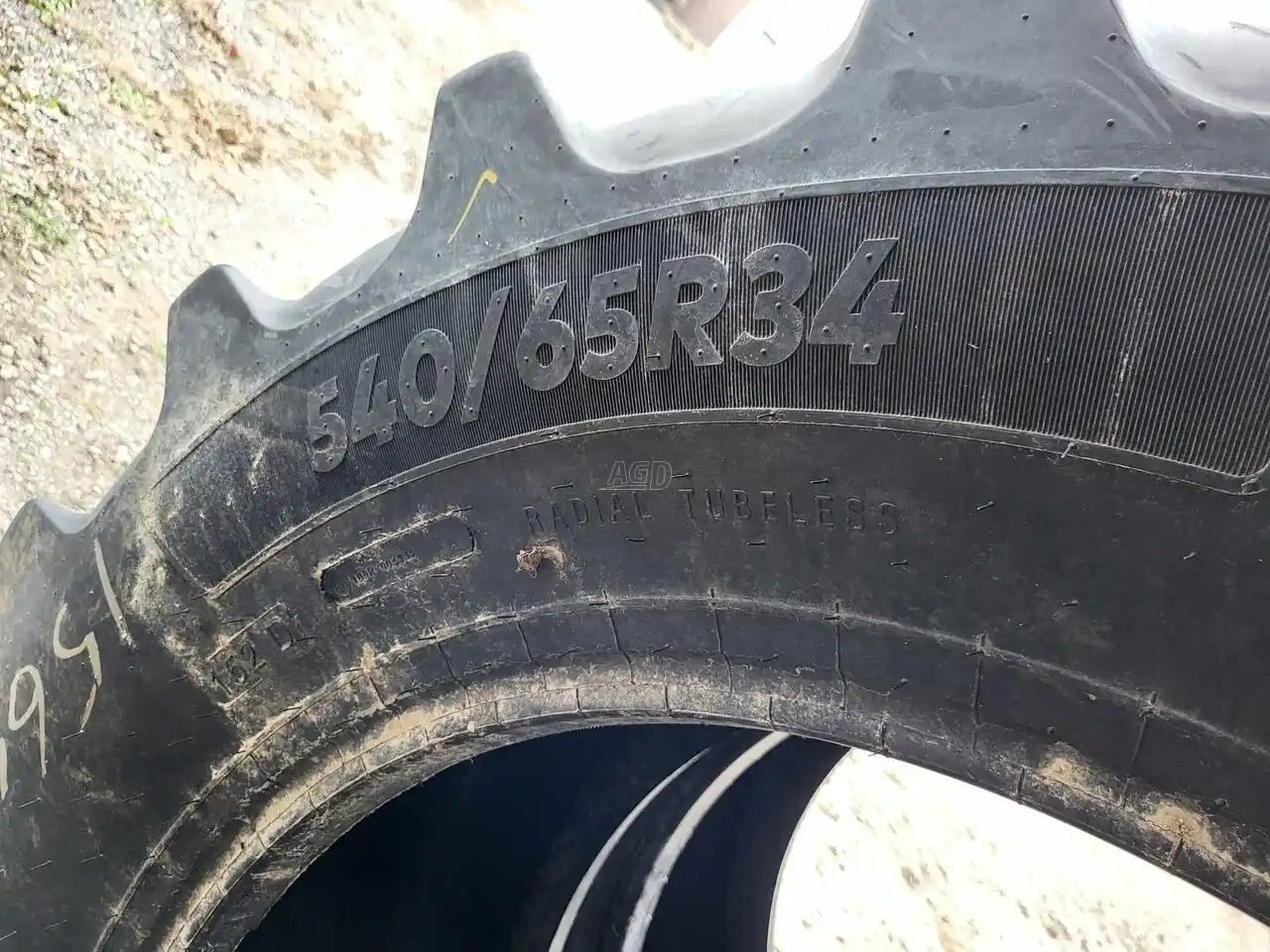 0 ***MANUFACTURER NOT SPECIFIED*** 540/65R34