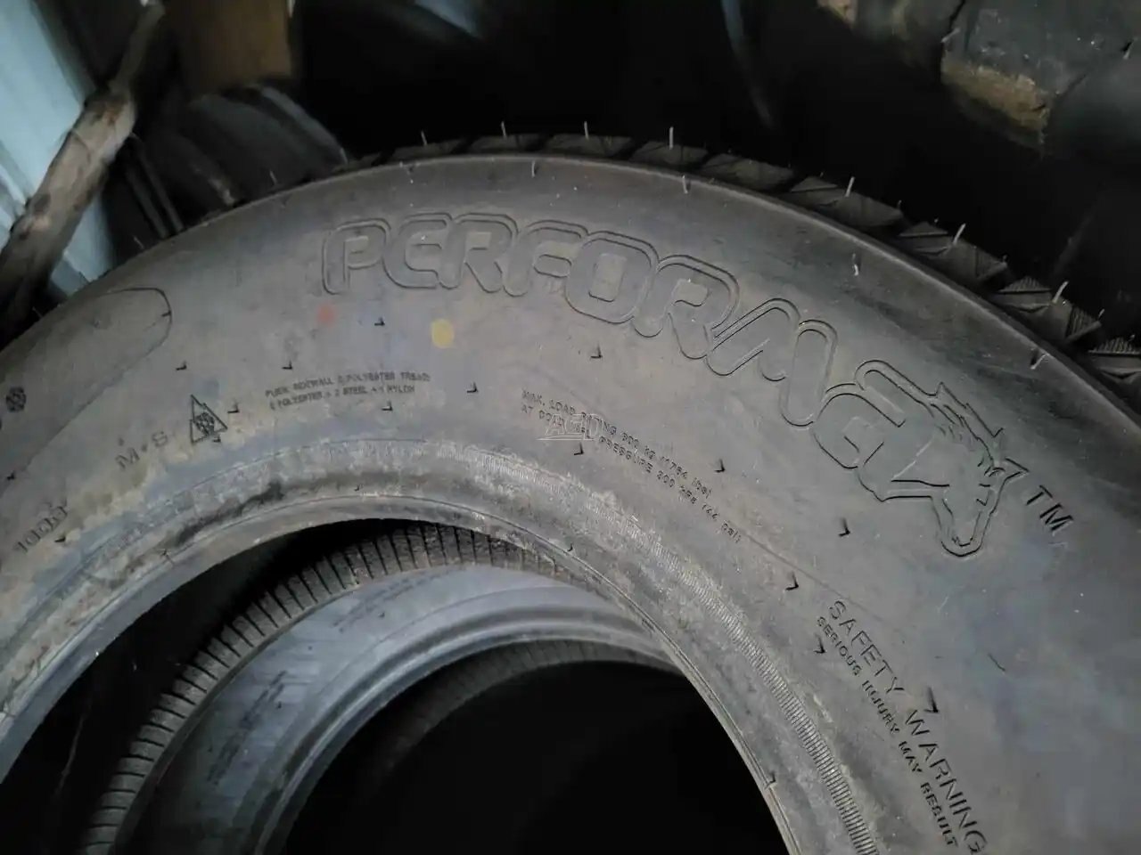 0 ***MANUFACTURER NOT SPECIFIED*** 215/75R15