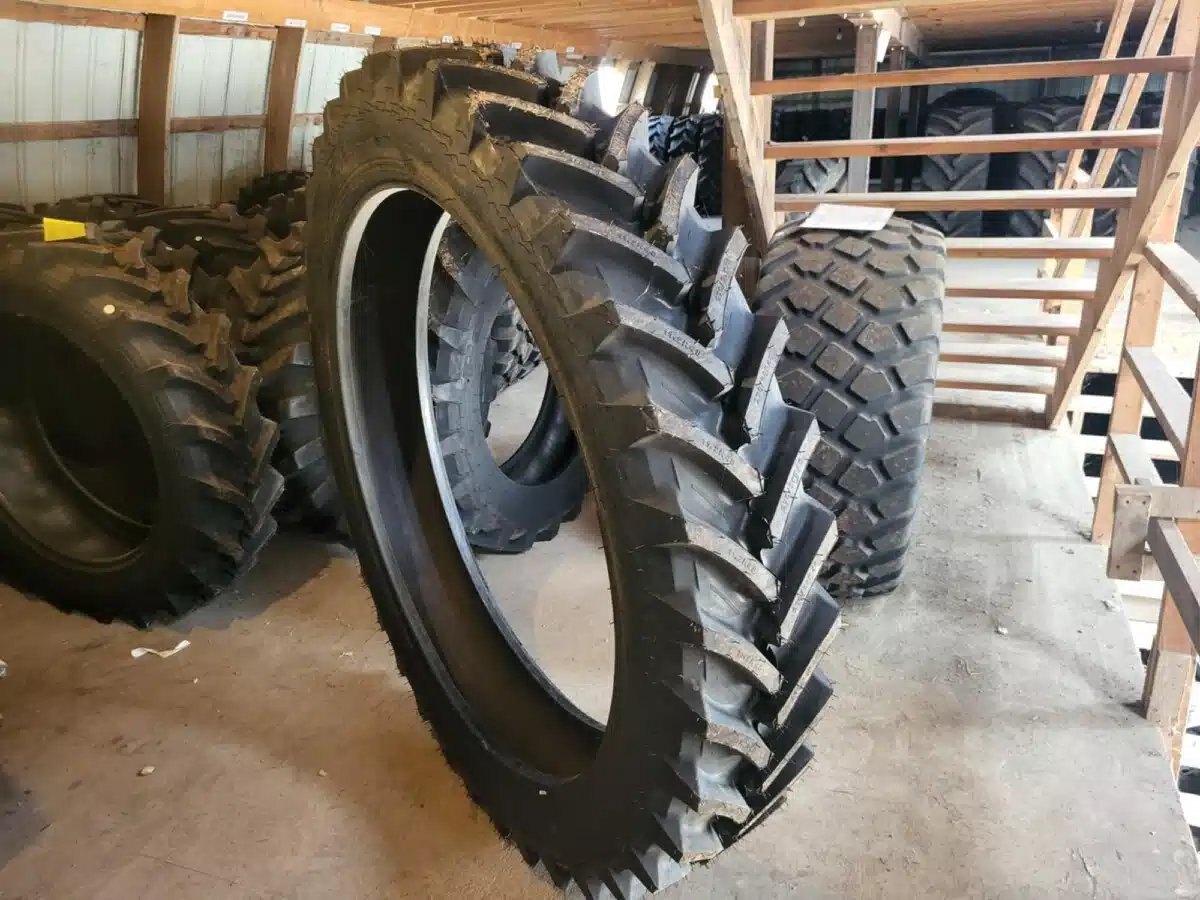 Petlas 270/95R48