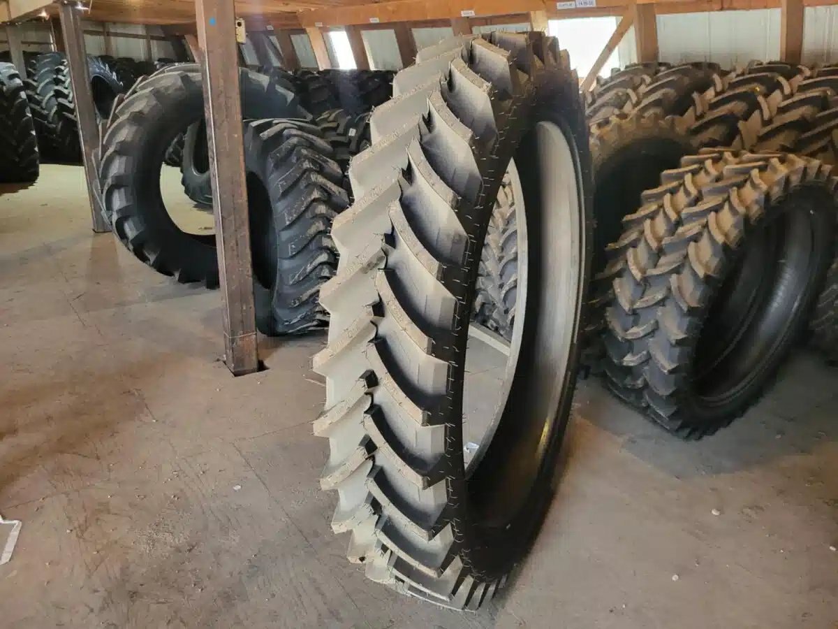 Petlas 270/95R48