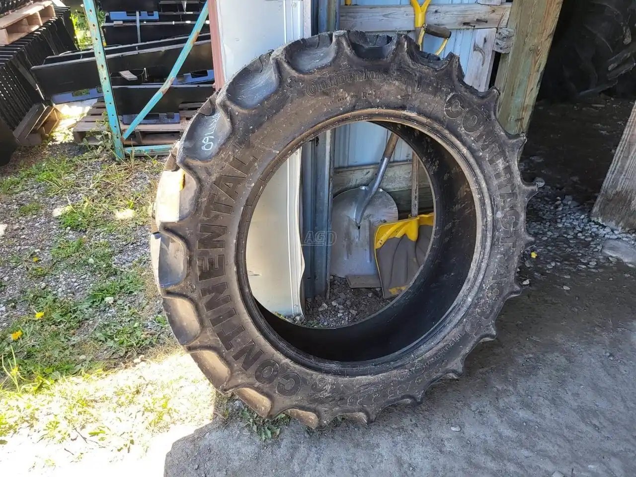 Continental 280/85R28