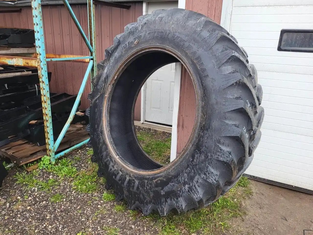 Titan 480/80R42