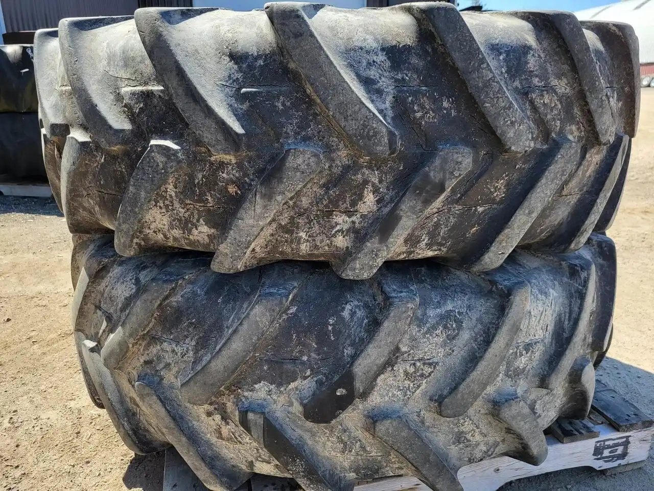 Michelin 14.9R28