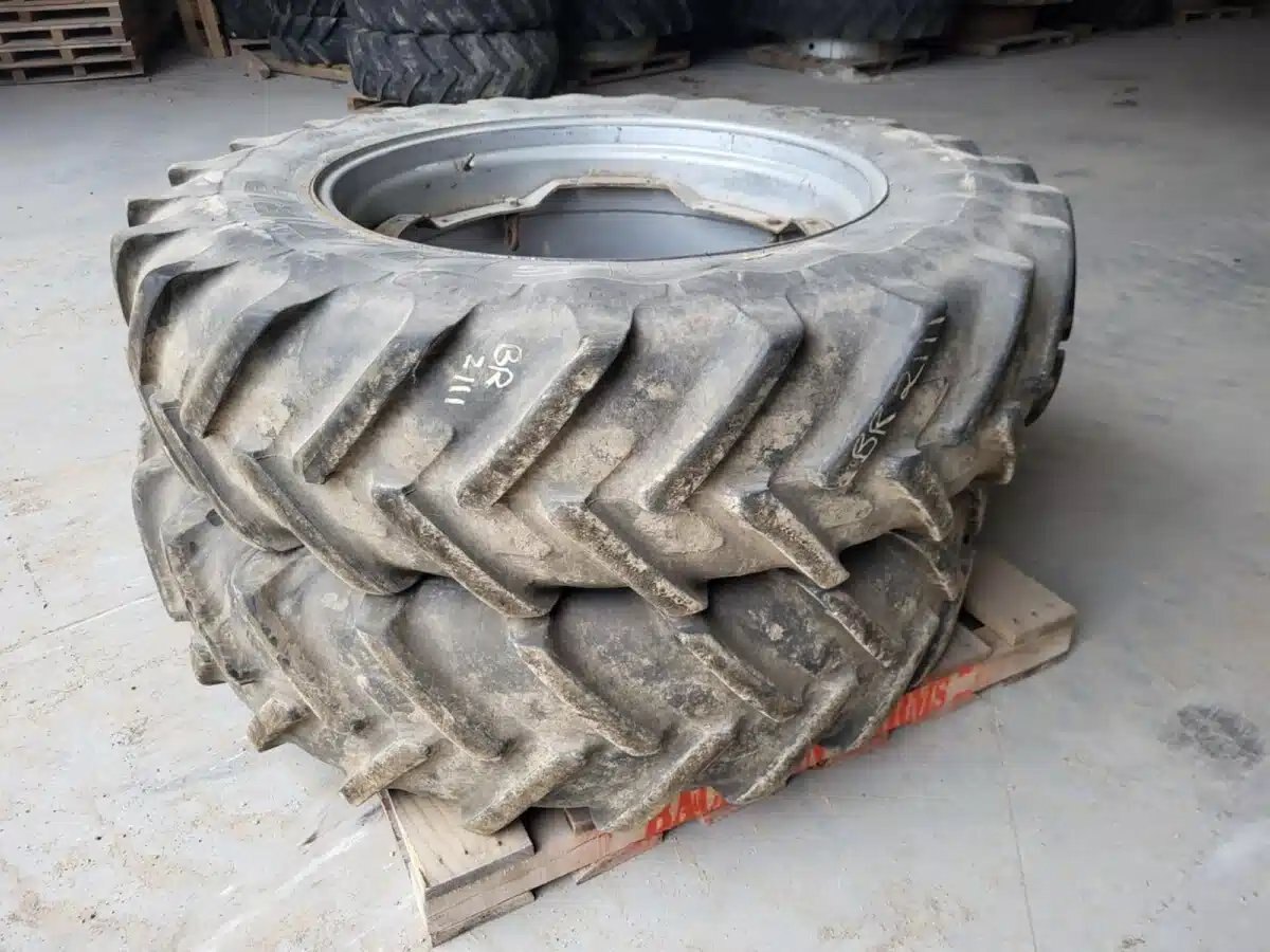 Michelin 380/85R34