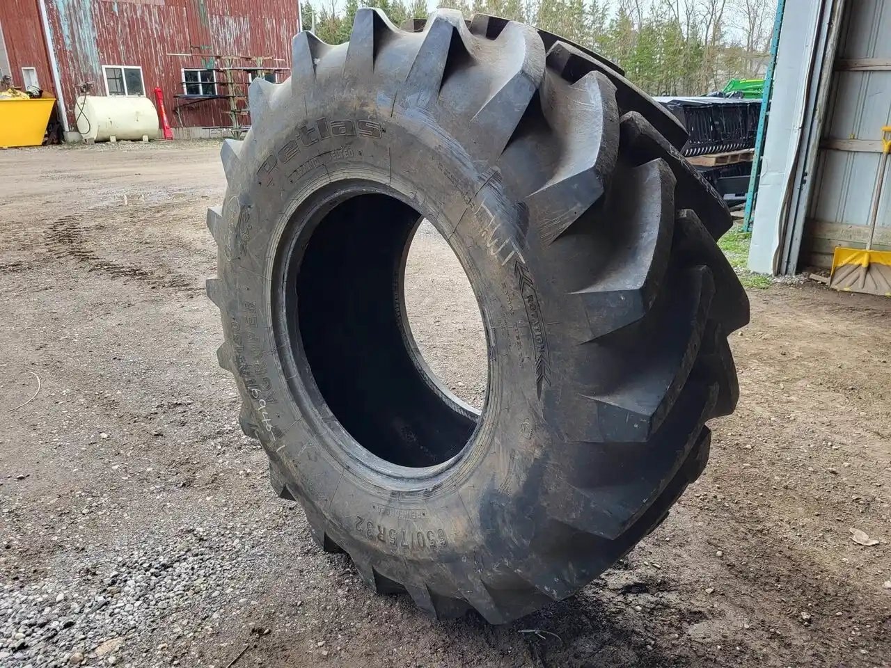 Petlas 650/75R32