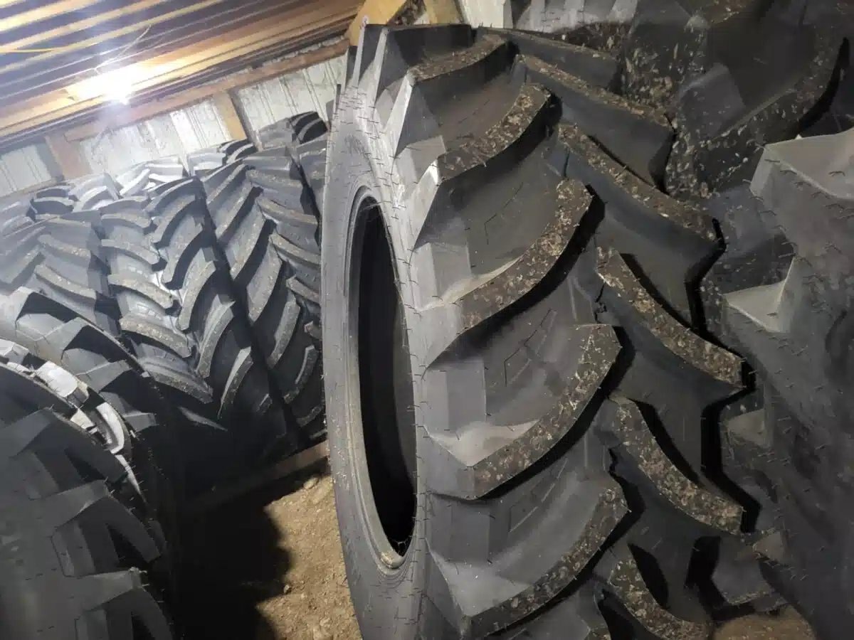 Petlas 520/85R38 RF