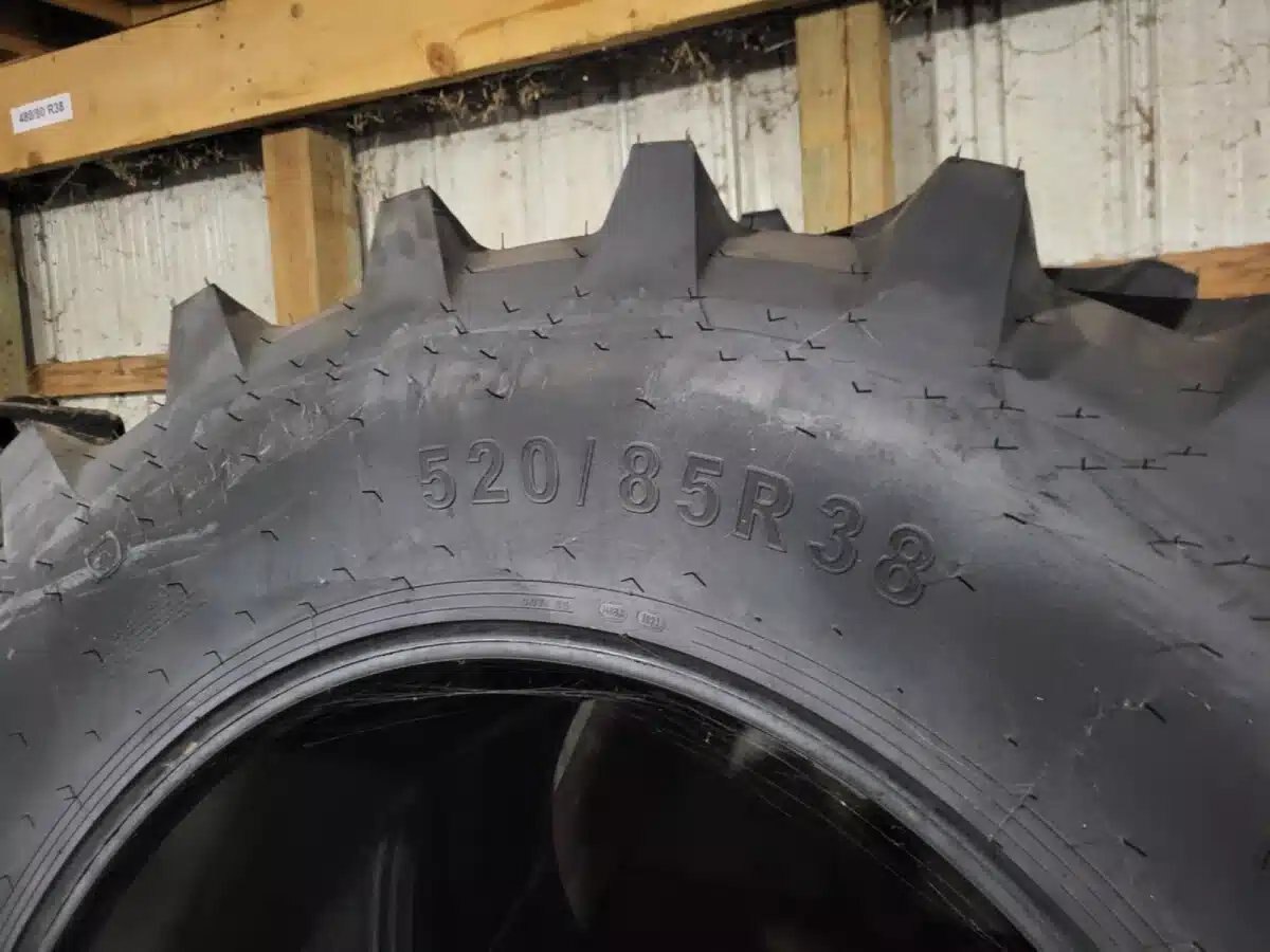 Petlas 520/85R38 RF