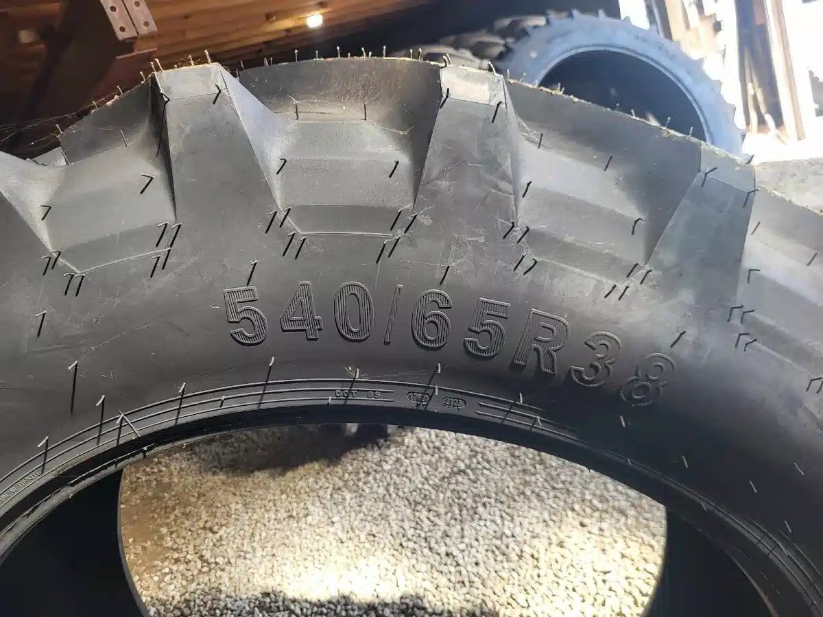 Petlas 540/65R38