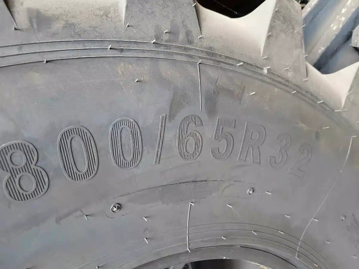 Petlas 800/65R32