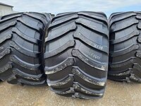 Marcher 1050/50R32