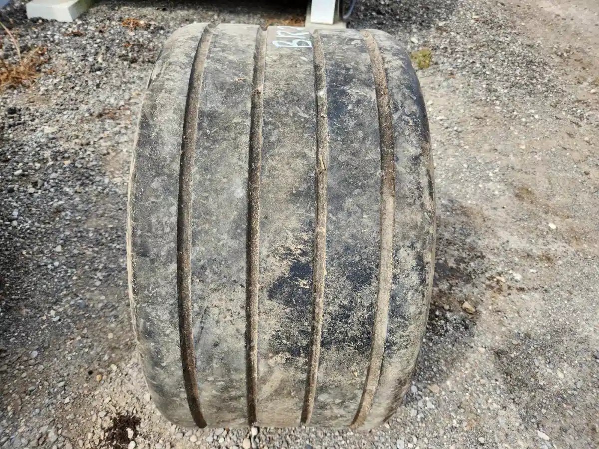 Firestone 31x13.50 15