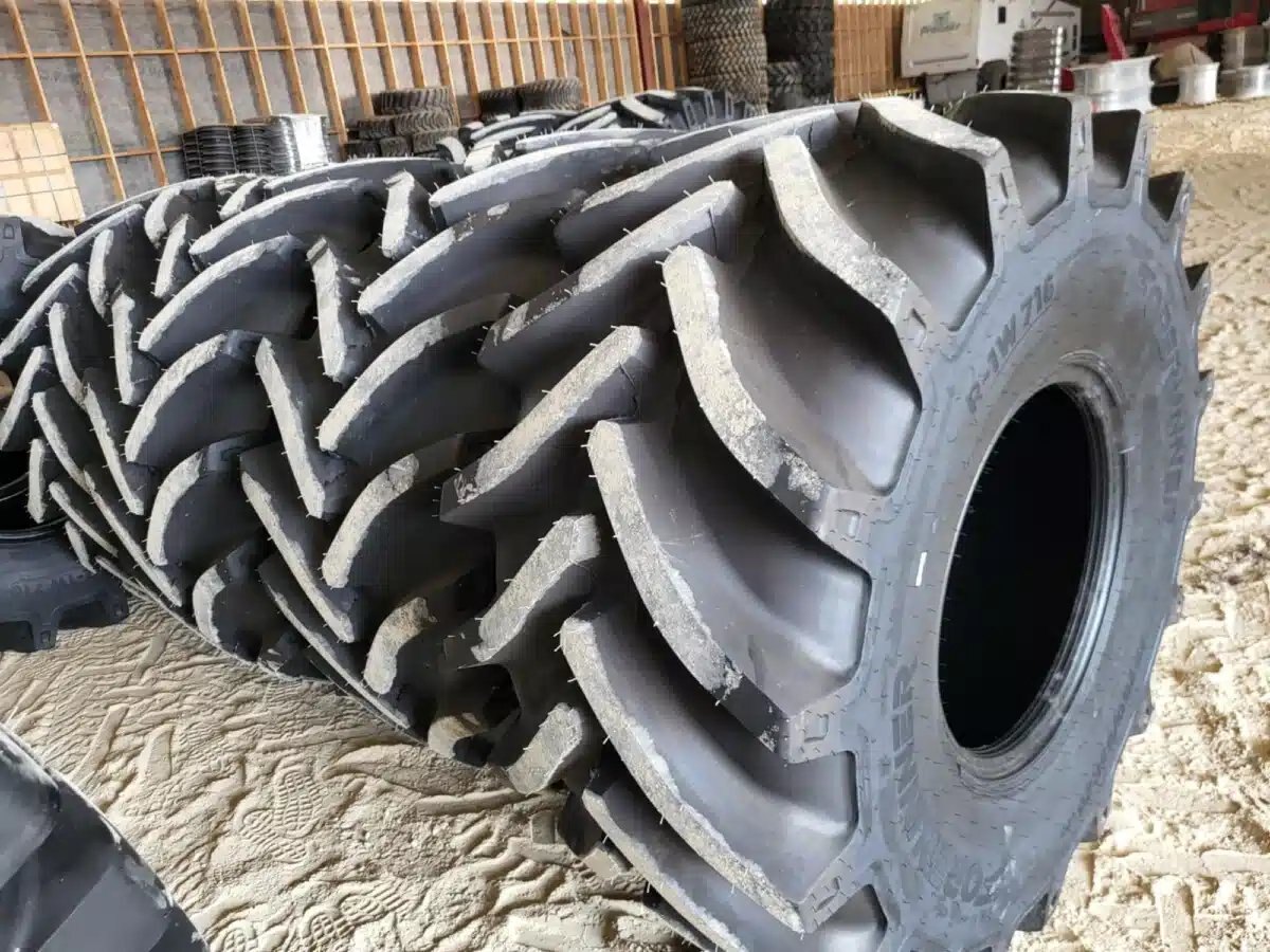 Forerunner VF750/65R26