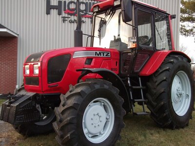 MTZ 952 - 105 HP