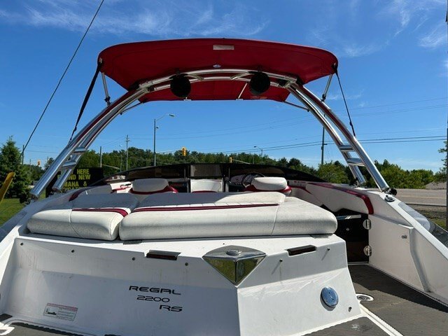 2009 Regal 2200 RS