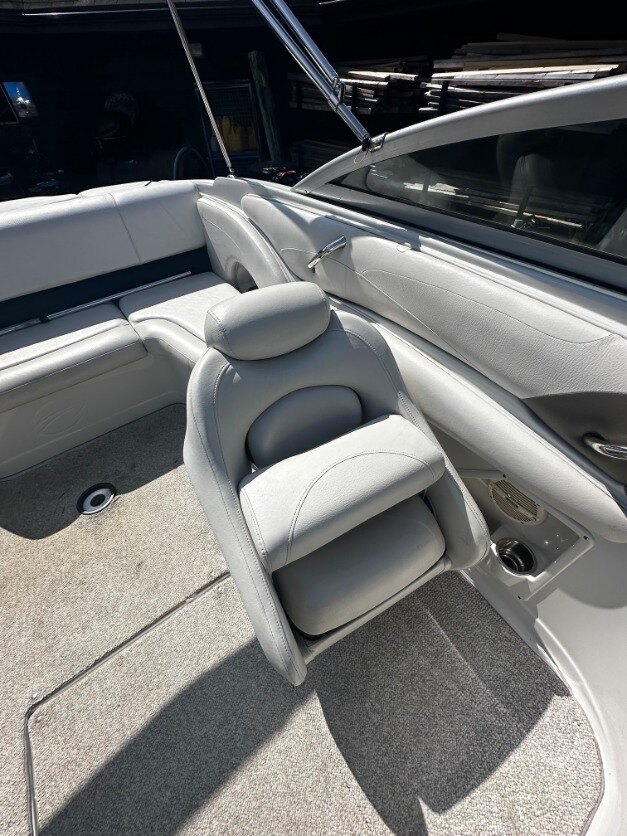 2006 Crownline 230 LS