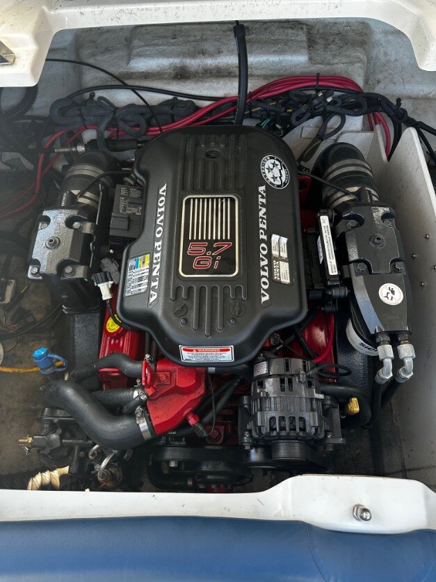 2006 Crownline 230 LS