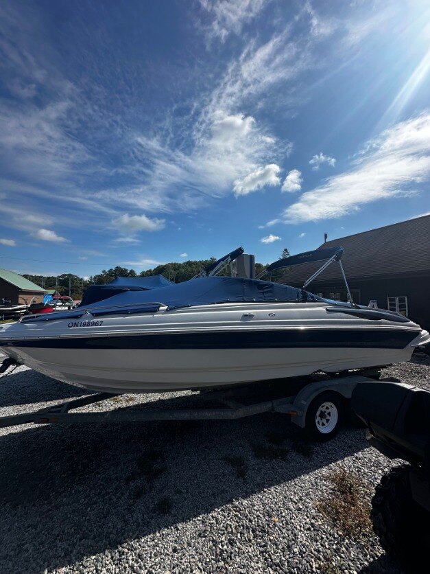 2006 Crownline 230 LS