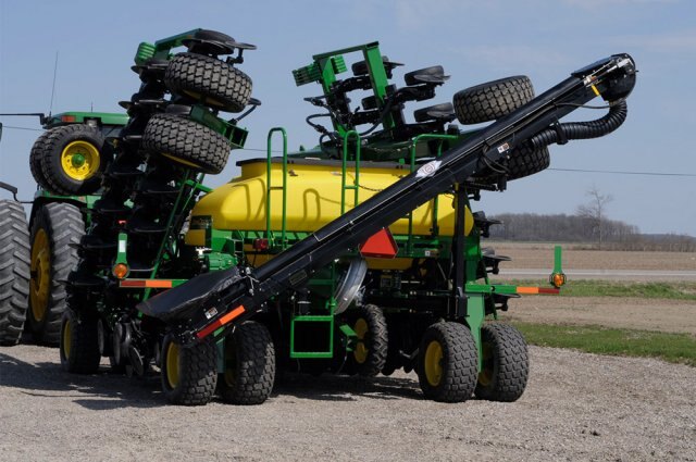 Unverferth Equipment CCS Drill and Planter Fill Conveyors|Art's Way ...