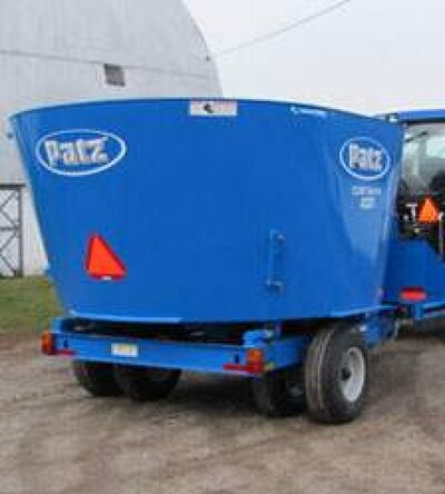Patz 1200 Series II Trailer TMR Vertical Mixer