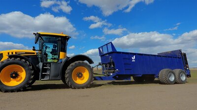 JBS E SERIES SOLID MANURE SPREADER