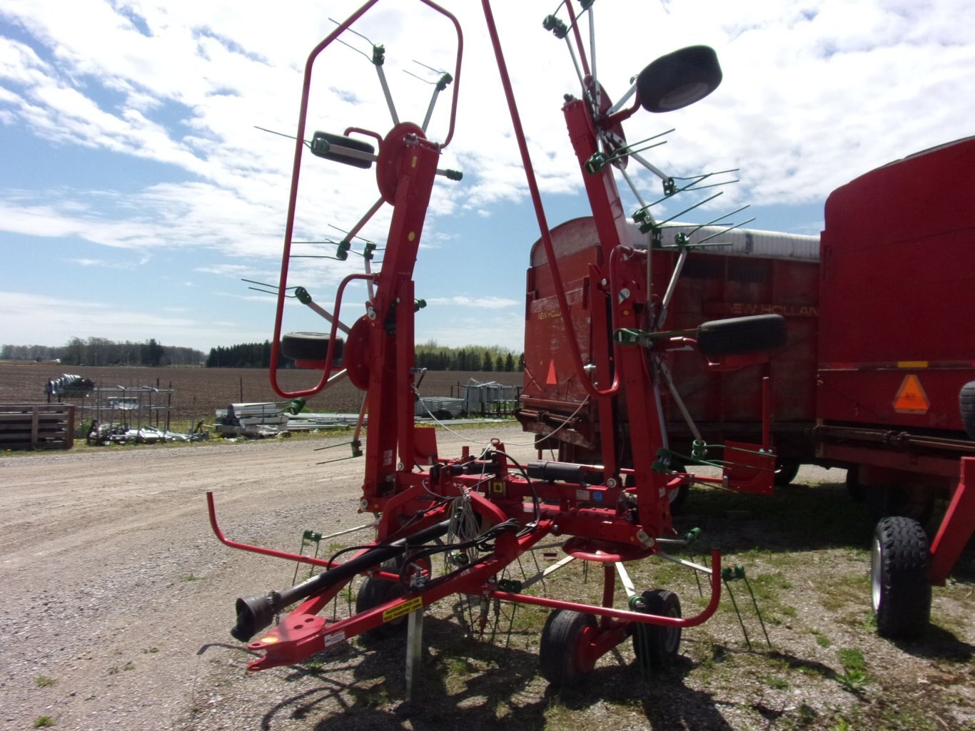 Farm King 740 Vortex Tedder