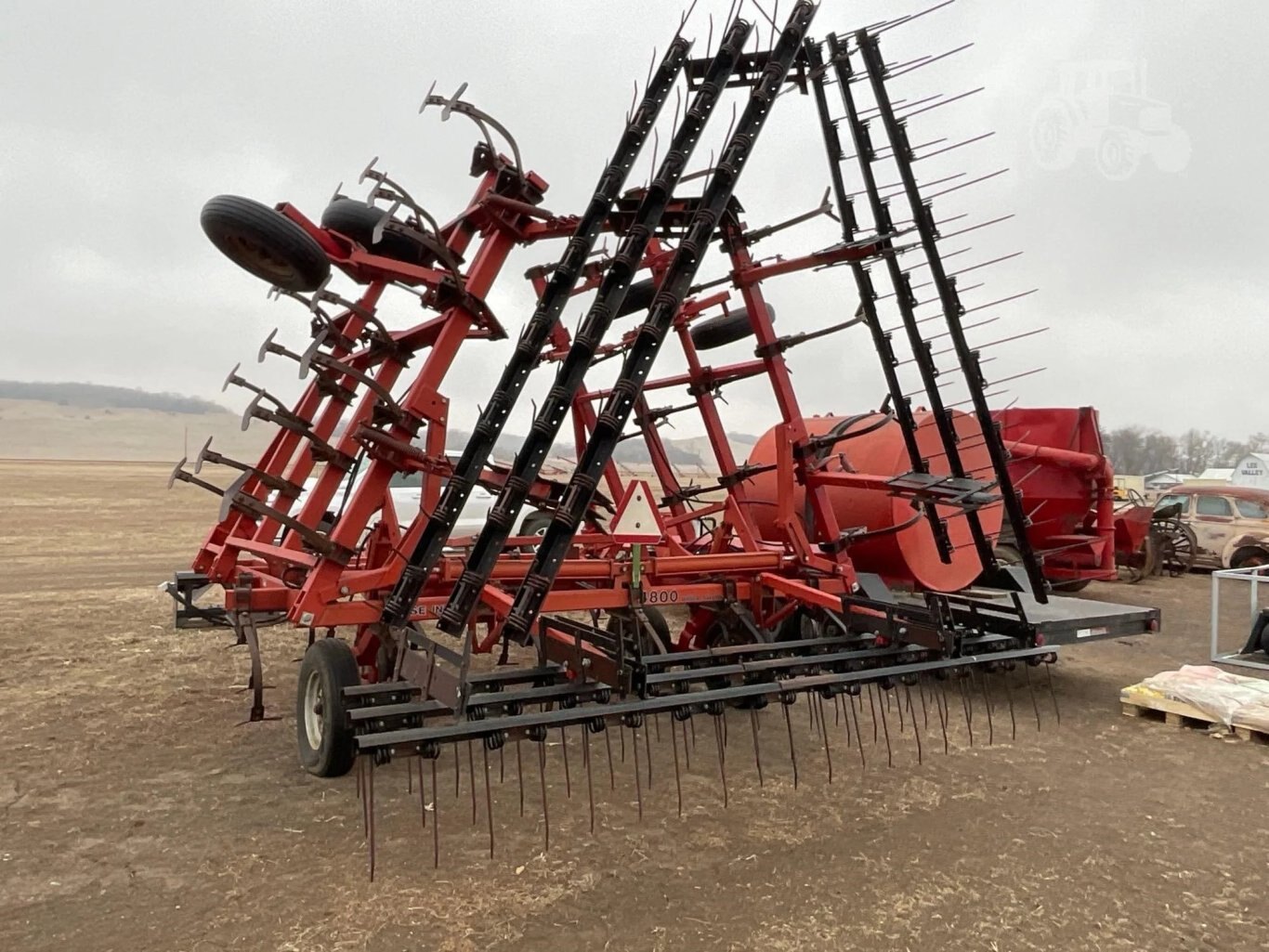 CASE IH 4800 FIELD CULTIVATOR