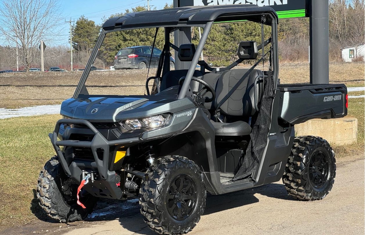 2024 Can Am Defender XT HD7