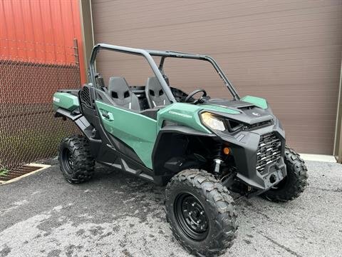 2025 Can Am Commander DPS 700