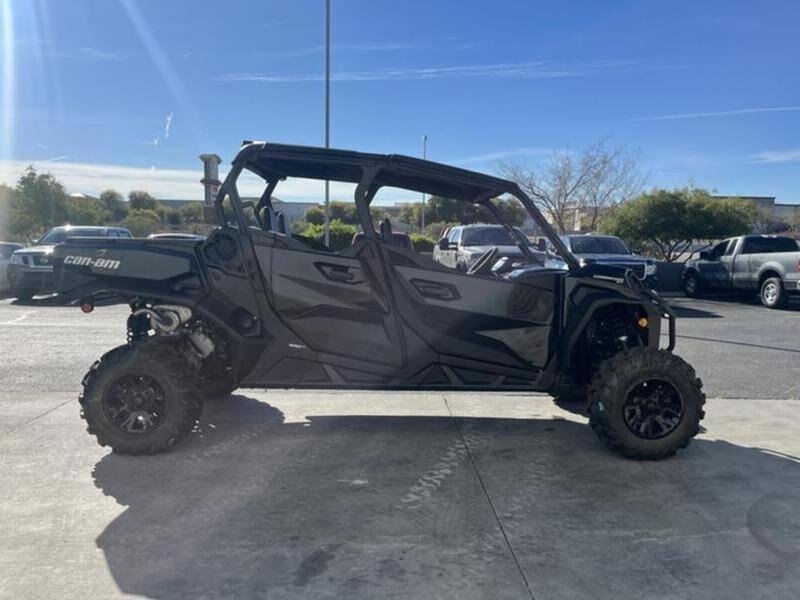 2025 Can Am Commander MAX XT 1000R Triple Black