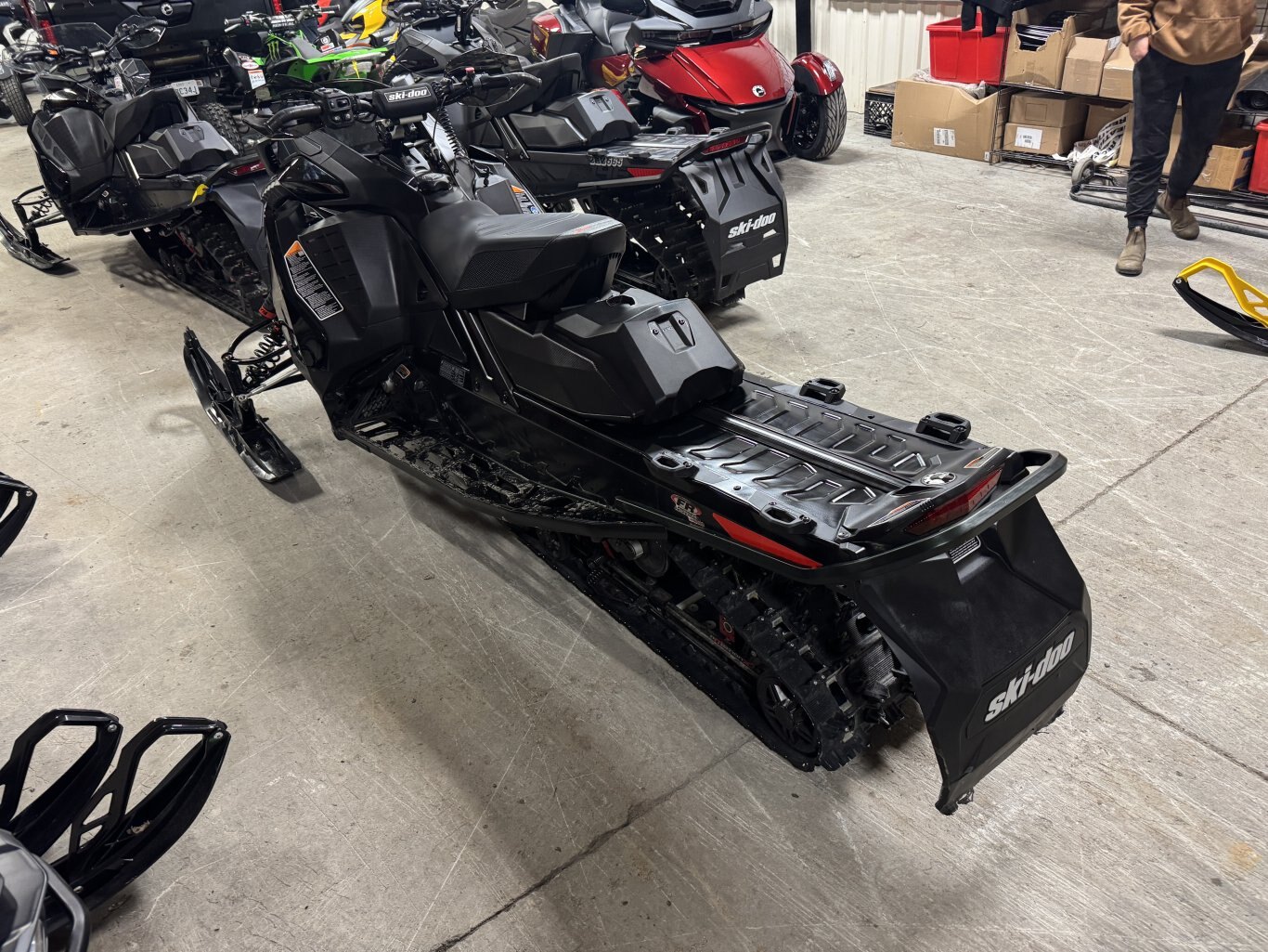 2023 Ski Doo Renegade X RS 850 with Touchscreen, Smart Shox