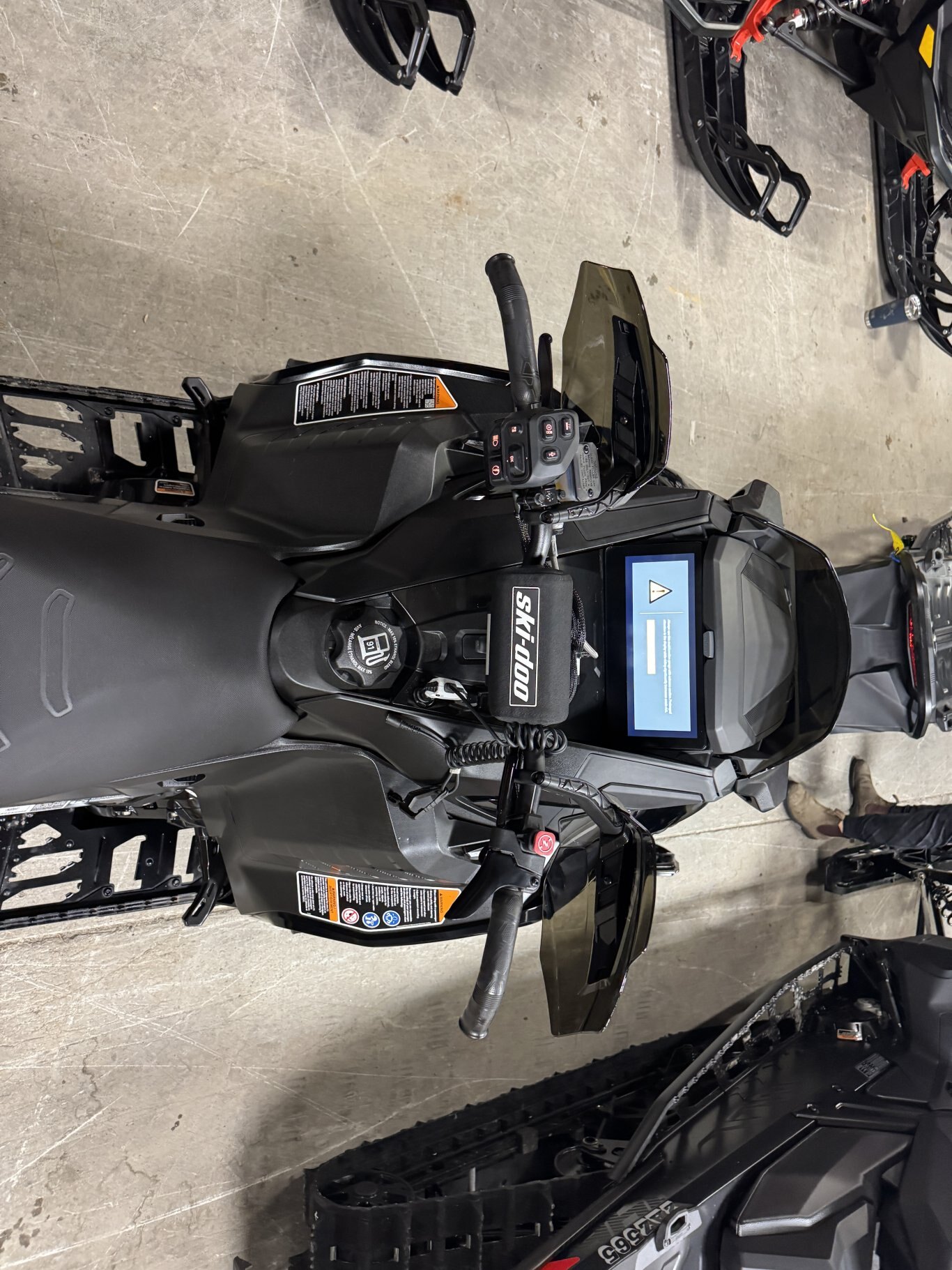 2023 Ski Doo Renegade X RS 850 with Touchscreen, Smart Shox