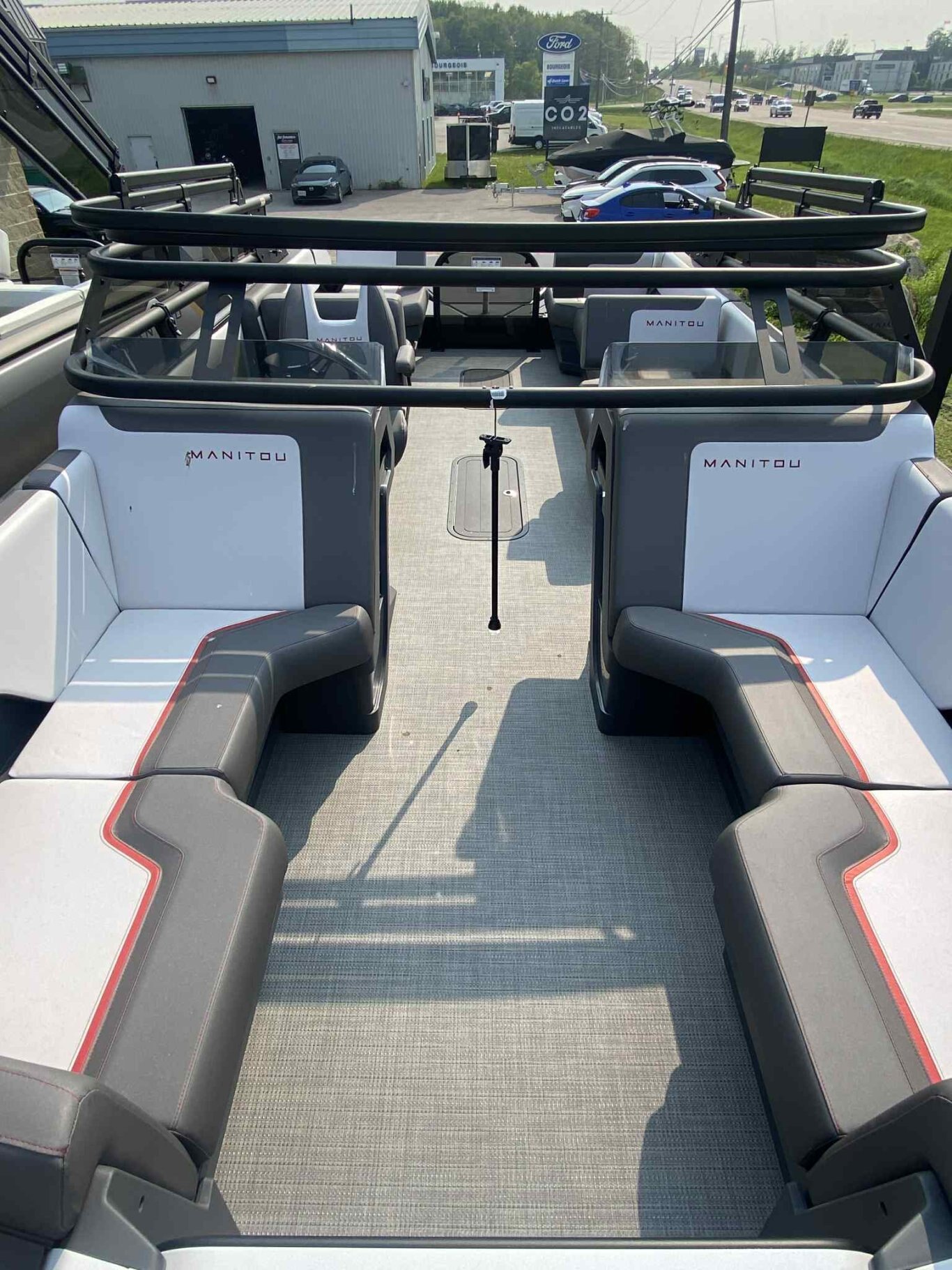 Manitou Cruise 22' Switchback ROTAX 150HP 2025