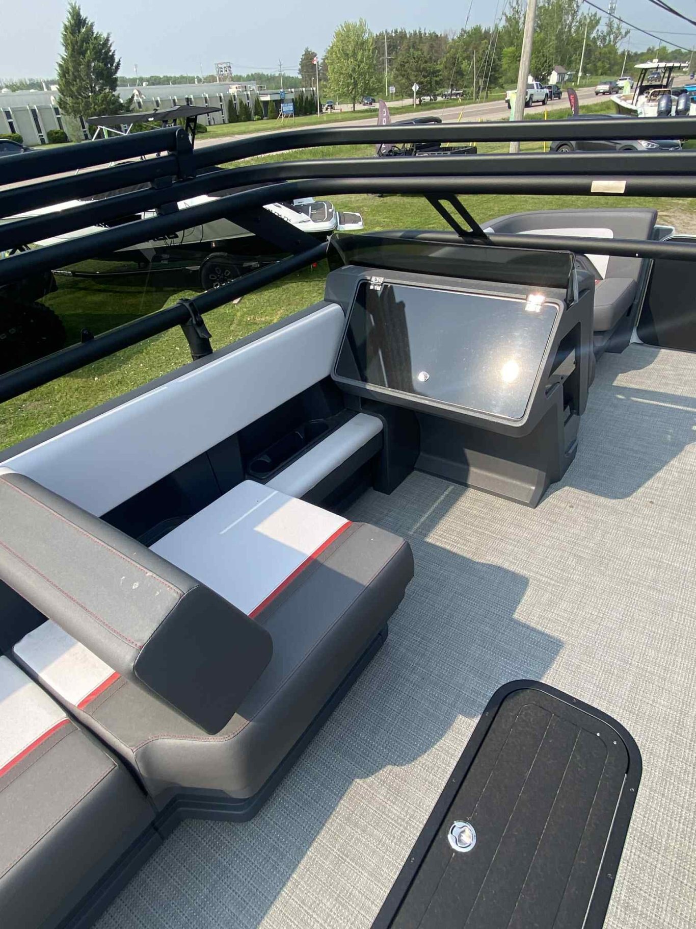 Manitou Cruise 22' Switchback ROTAX 150HP 2025