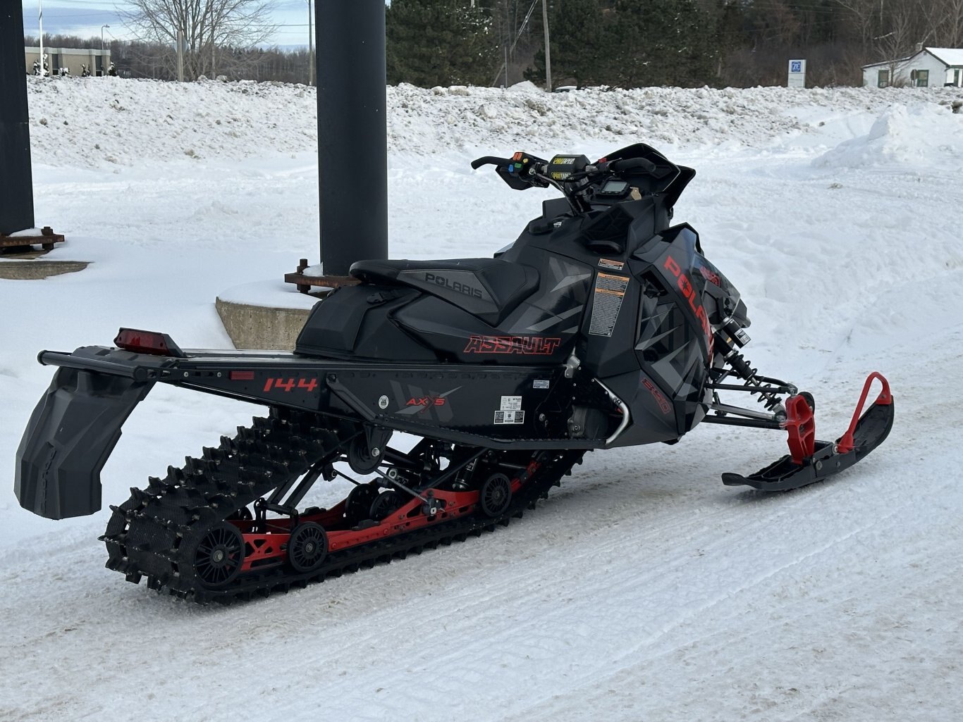 2020 Polaris Assault 850 Switchback