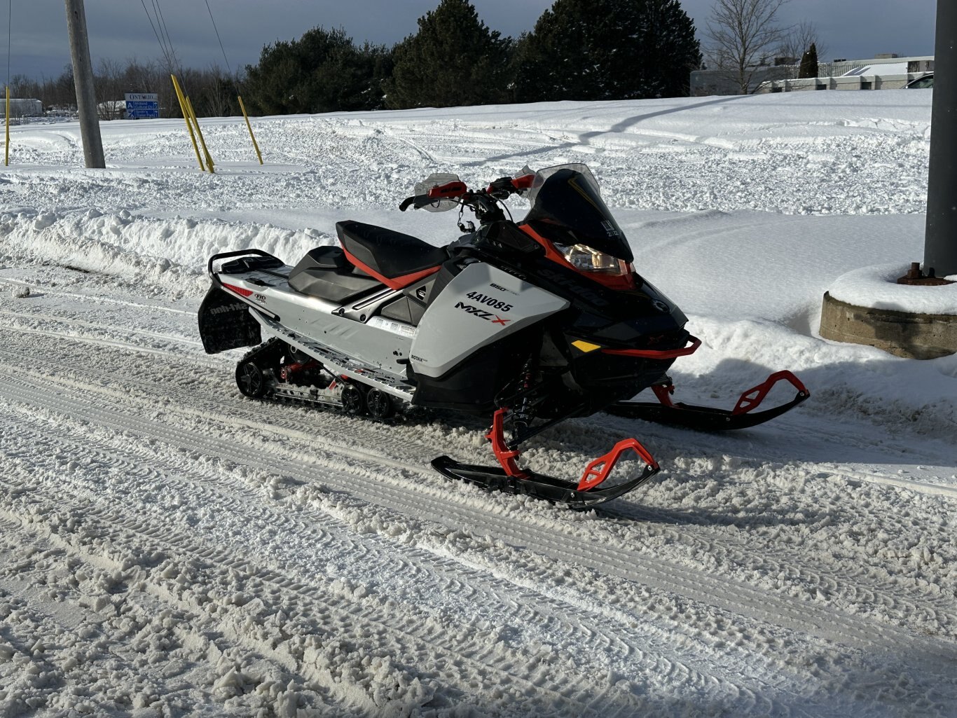 2022 Skidoo MXZX 850 E-TEC