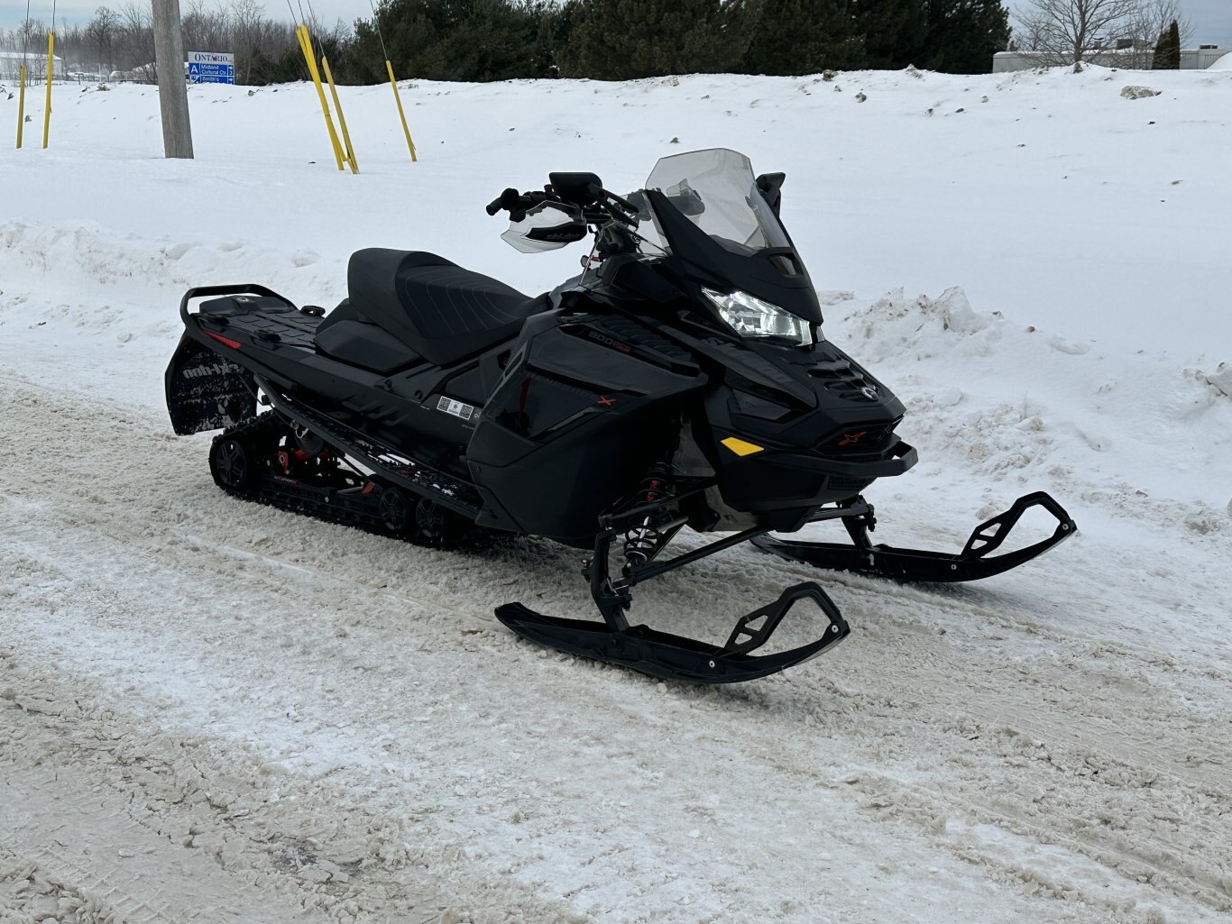 2021 SKIDOO Renegade X 900 ACE Turbo