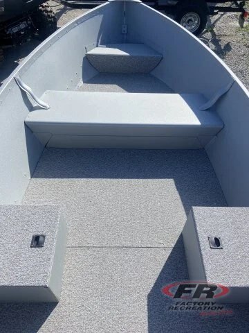 2024 Alumacraft V14 avec plancher 20 (noir et gris)